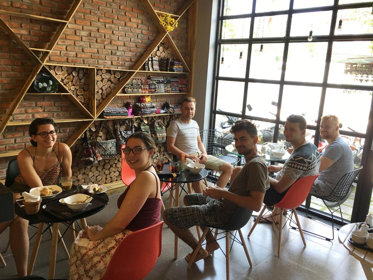 Travellers Nest Hostel Дананг Экстерьер фото