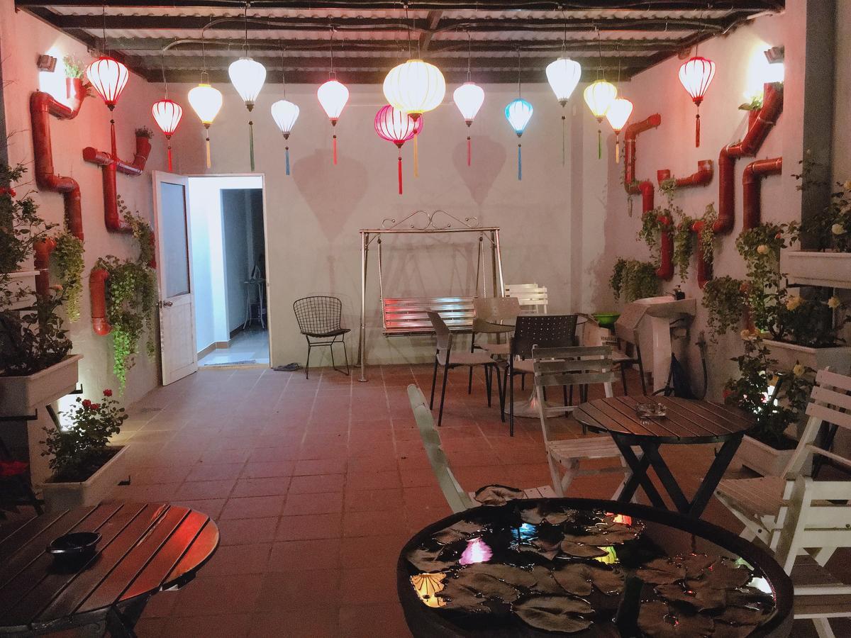 Travellers Nest Hostel Дананг Экстерьер фото