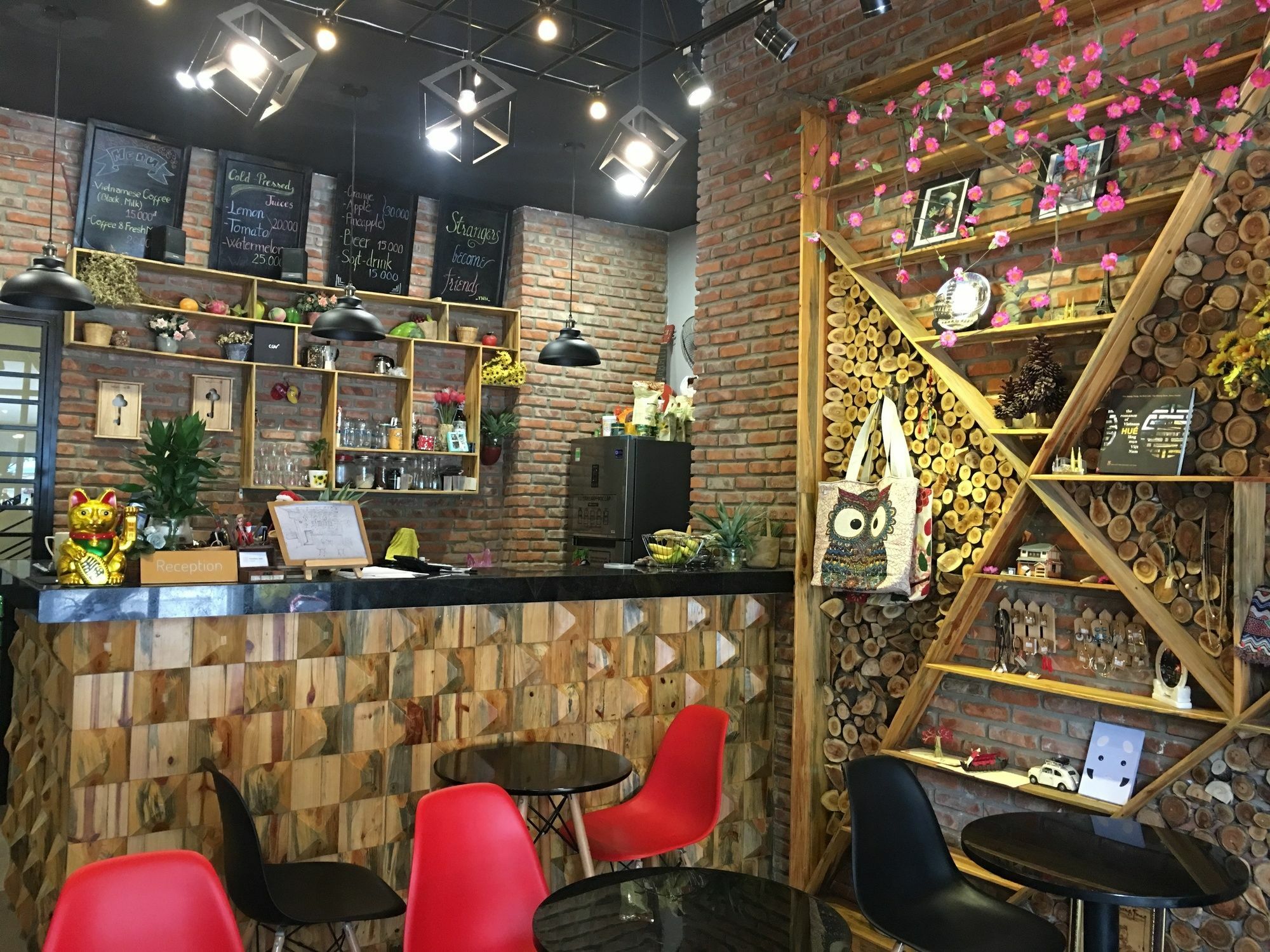 Travellers Nest Hostel Дананг Экстерьер фото