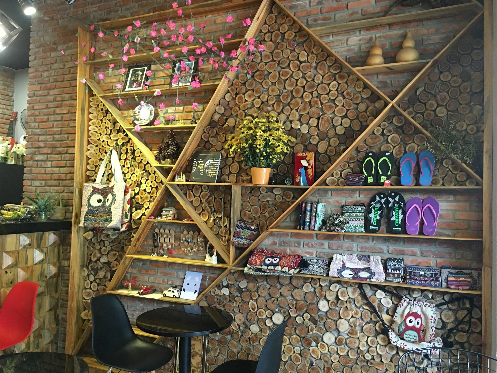 Travellers Nest Hostel Дананг Экстерьер фото