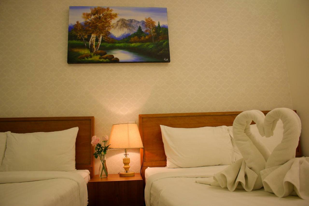 Travellers Nest Hostel Дананг Экстерьер фото